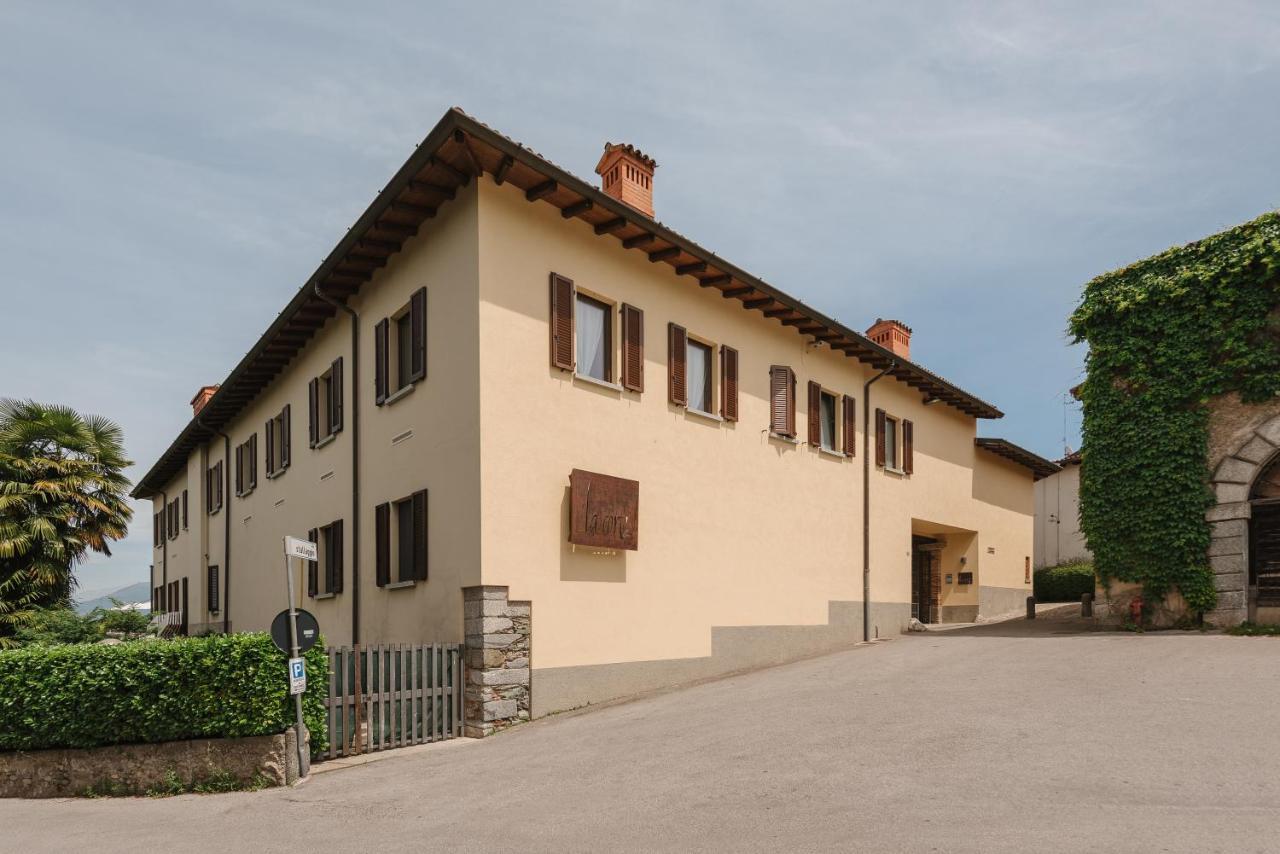 La Corte Di Lurago Hotel Lurago dʼErba Kültér fotó